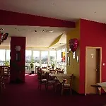 Alen Mak 7 Otel